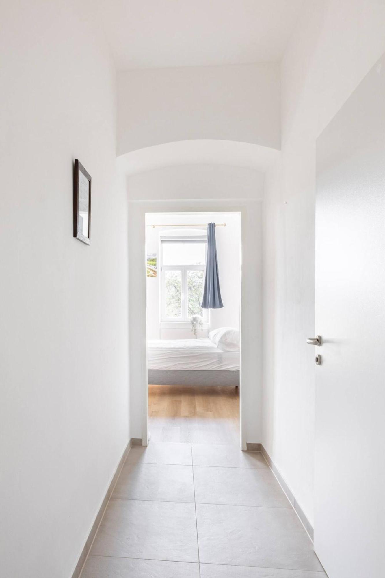 Apartment Near Schoenbrunn & Metro Bécs Kültér fotó